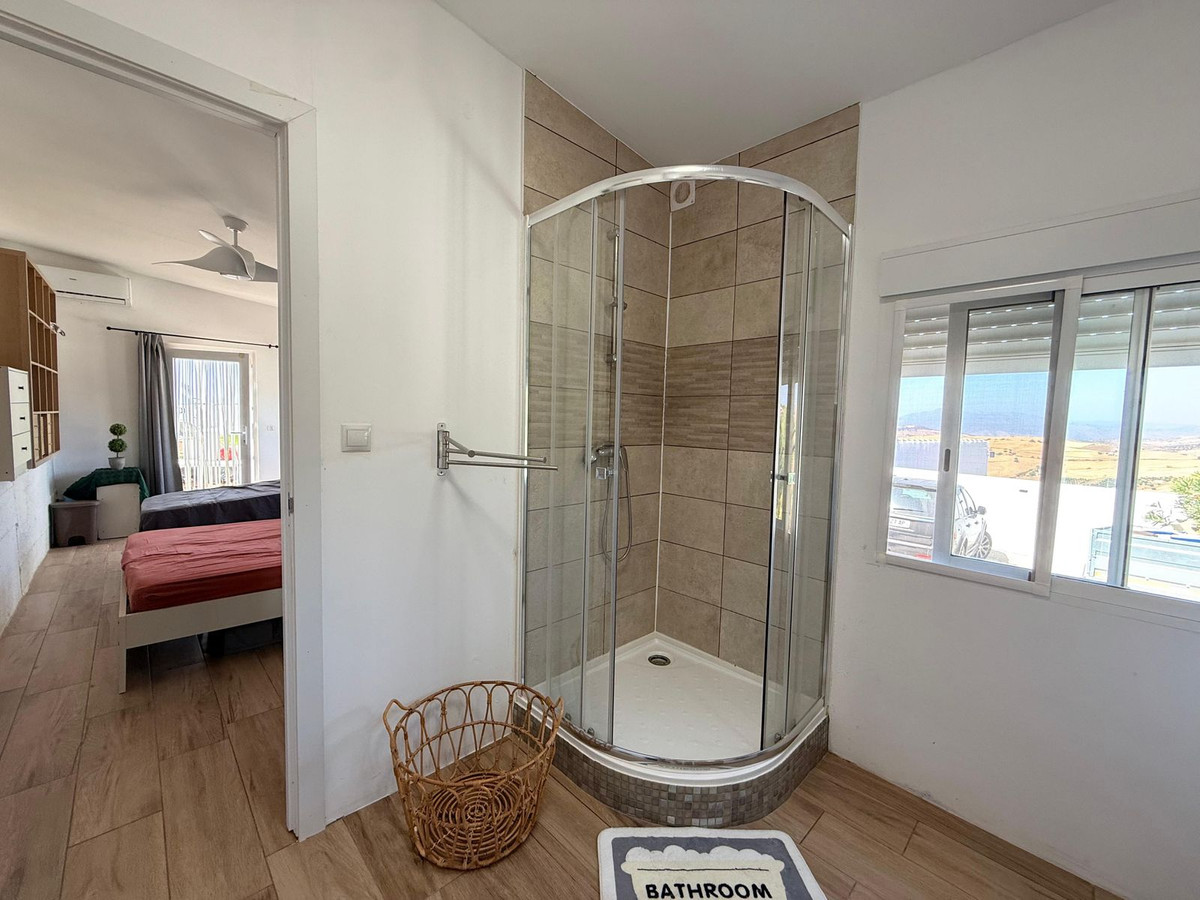 Huis te koop in Villanueva De La Concepcion | 5 slaapkamers H5130973