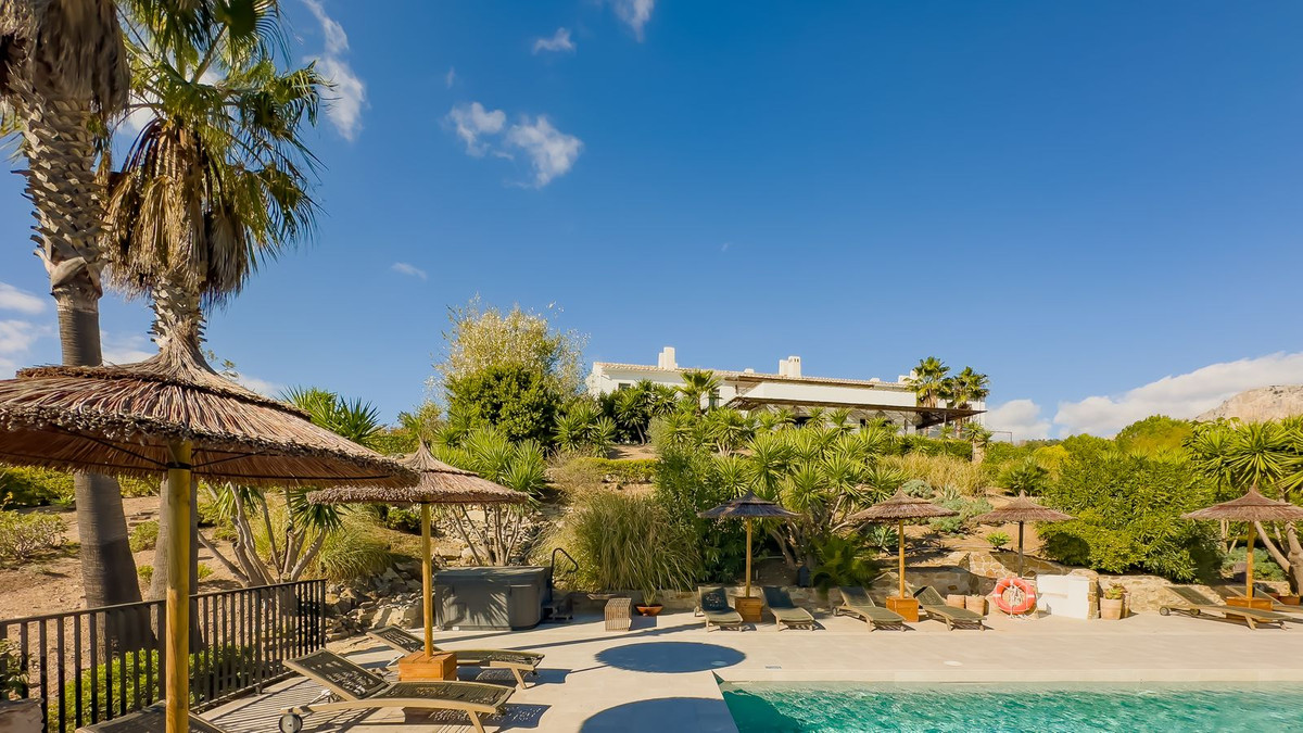 Huis te koop in Villanueva De La Concepcion | 13 slaapkamers H5236564