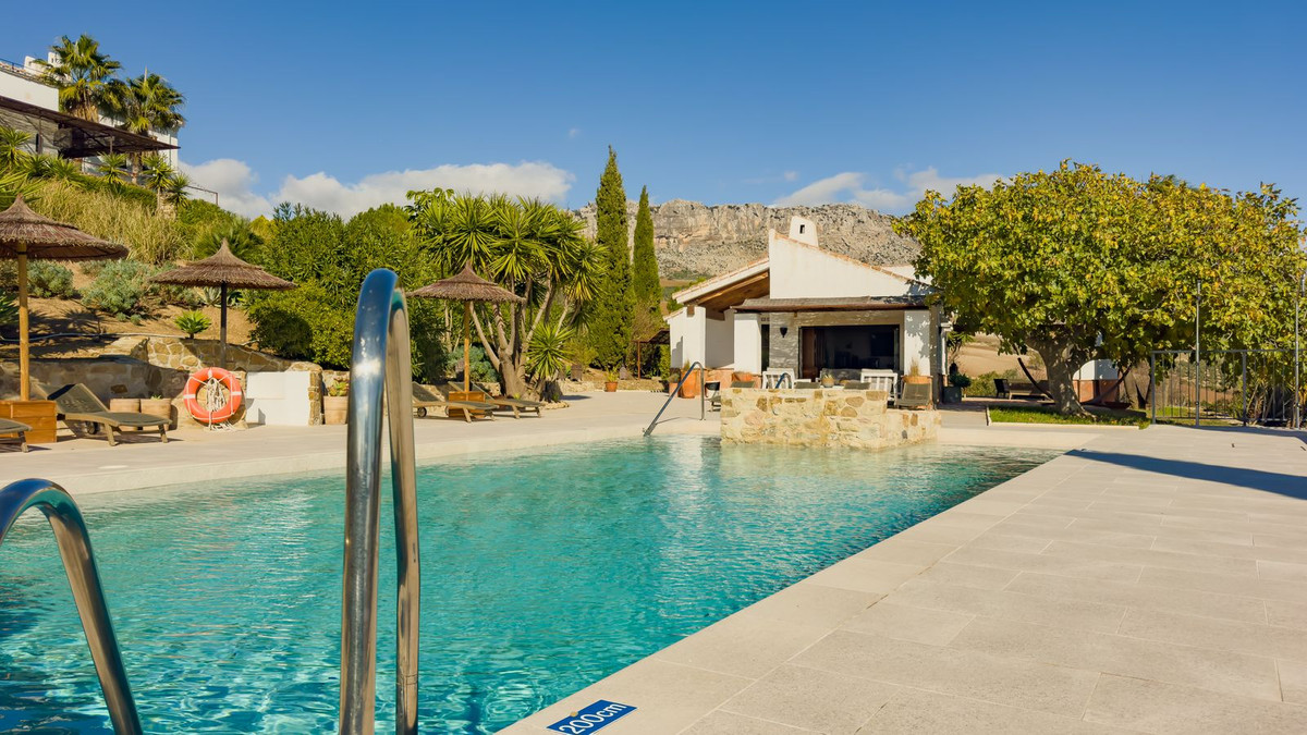 Huis te koop in Villanueva De La Concepcion | 13 slaapkamers H5236564