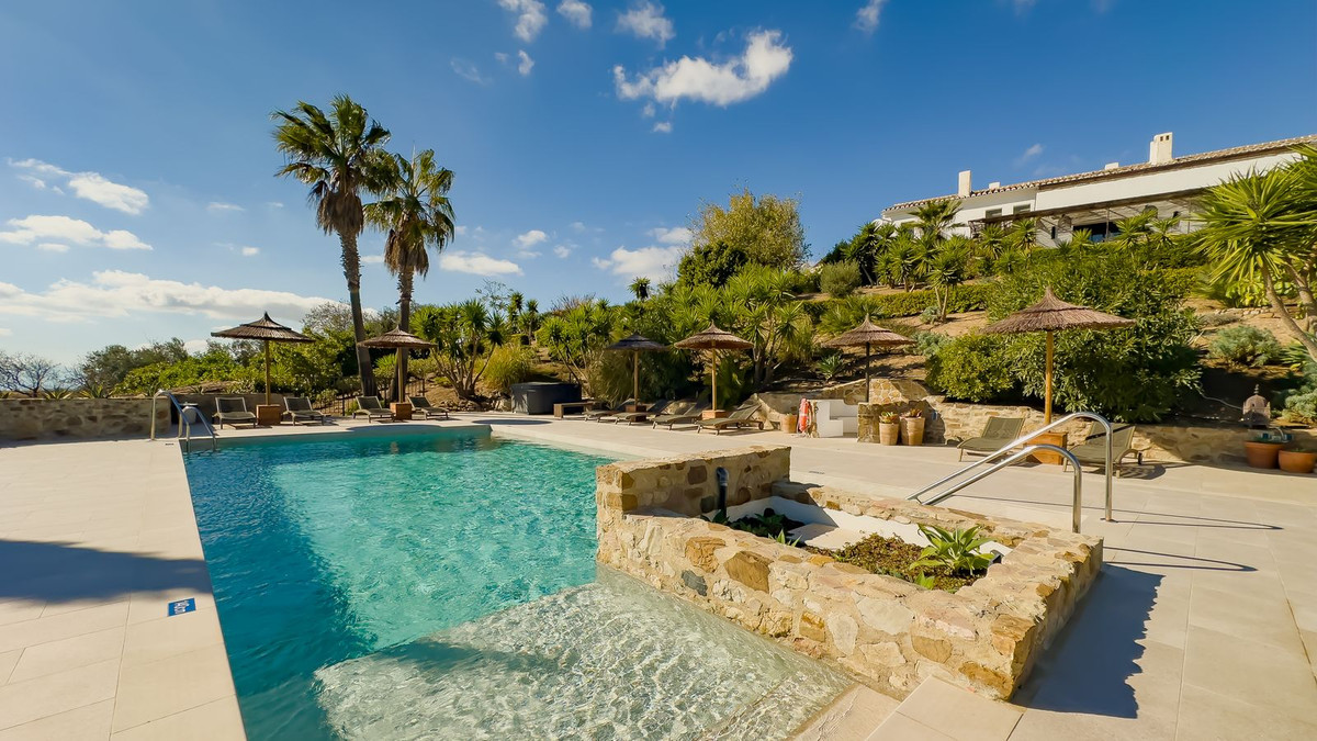 Huis te koop in Villanueva De La Concepcion | 13 slaapkamers H5236564