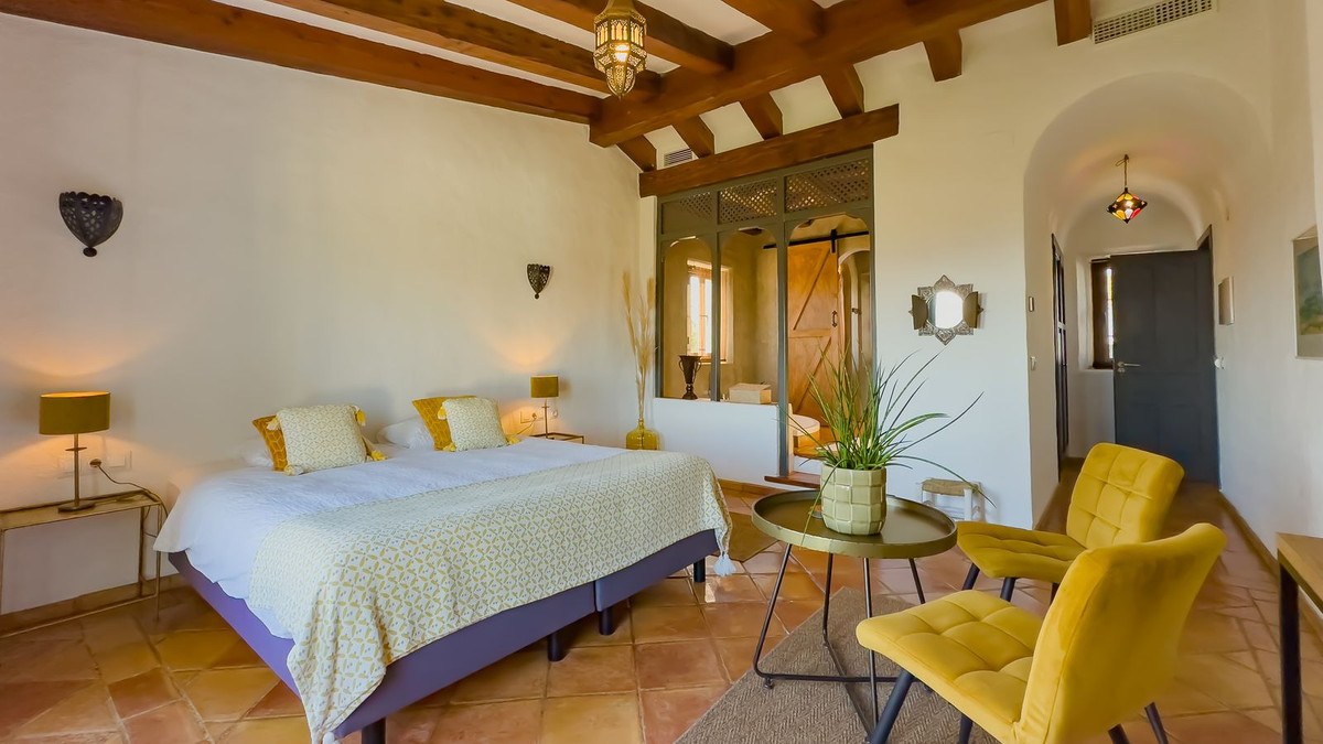 Huis te koop in Villanueva De La Concepcion | 13 slaapkamers H5236564