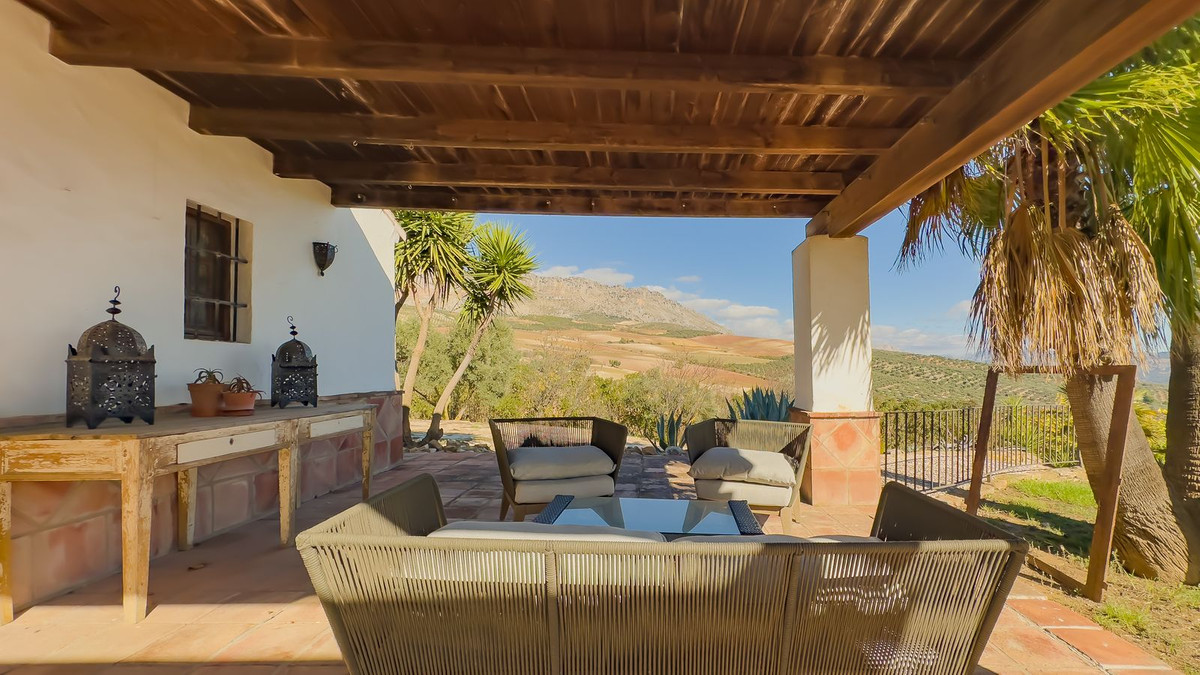 Huis te koop in Villanueva De La Concepcion | 13 slaapkamers H5236564