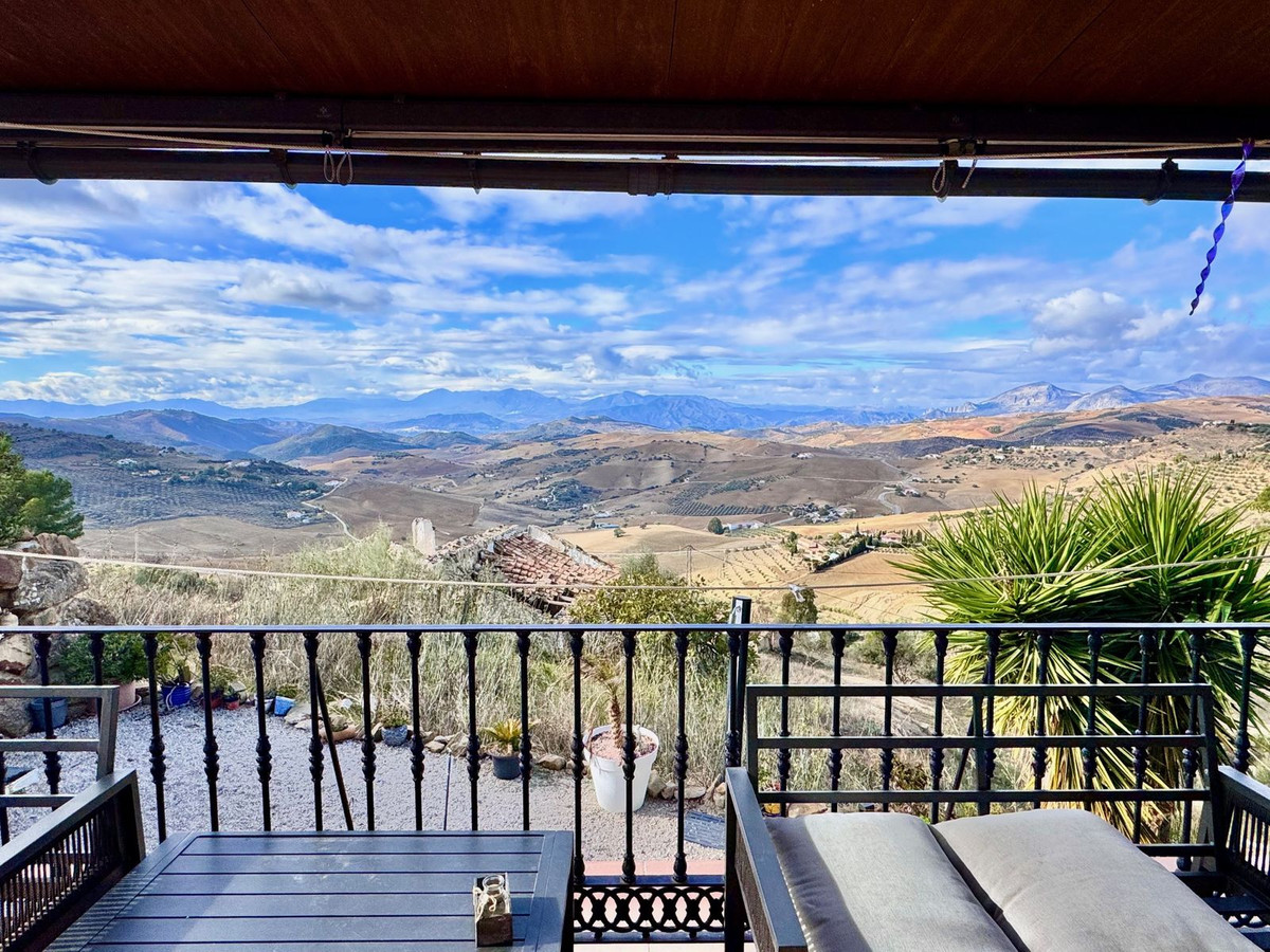 Huis te koop in Villanueva De La Concepcion | 6 slaapkamers H5252404