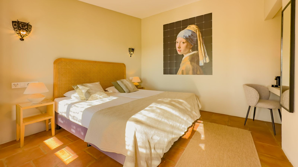 Property main view 40