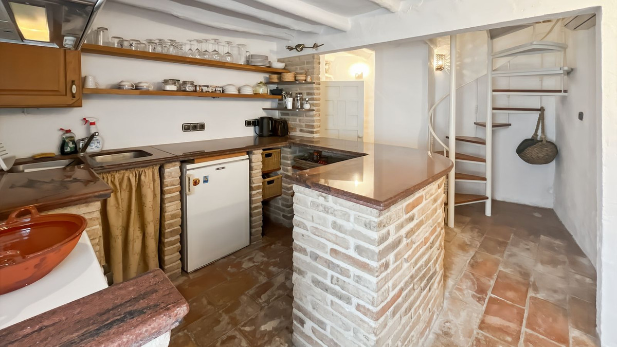 Property main view 32