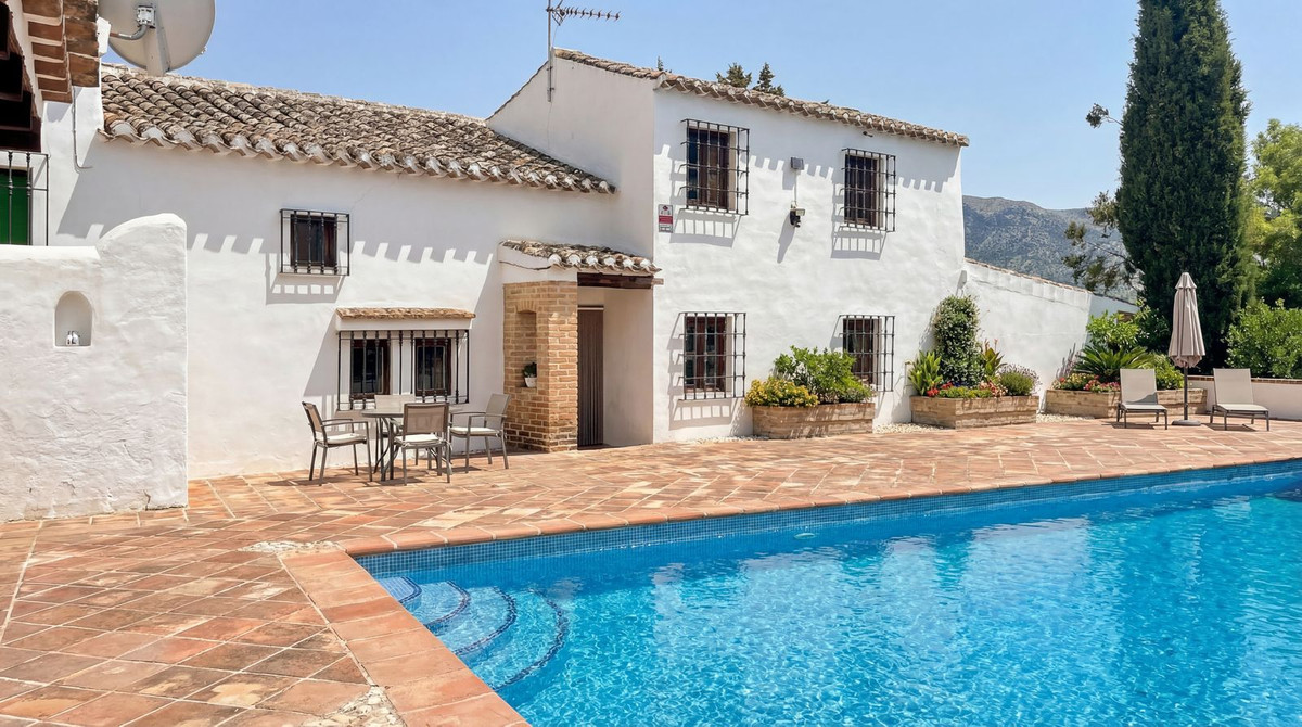 Huis te koop in Villanueva del Rosario | 6 slaapkamers H5357308