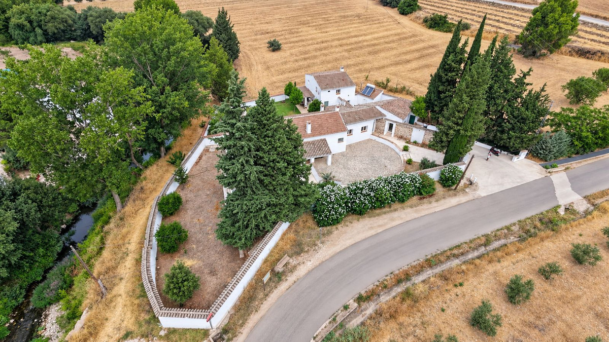 Huis te koop in Villanueva del Rosario | 5 slaapkamers H5461924