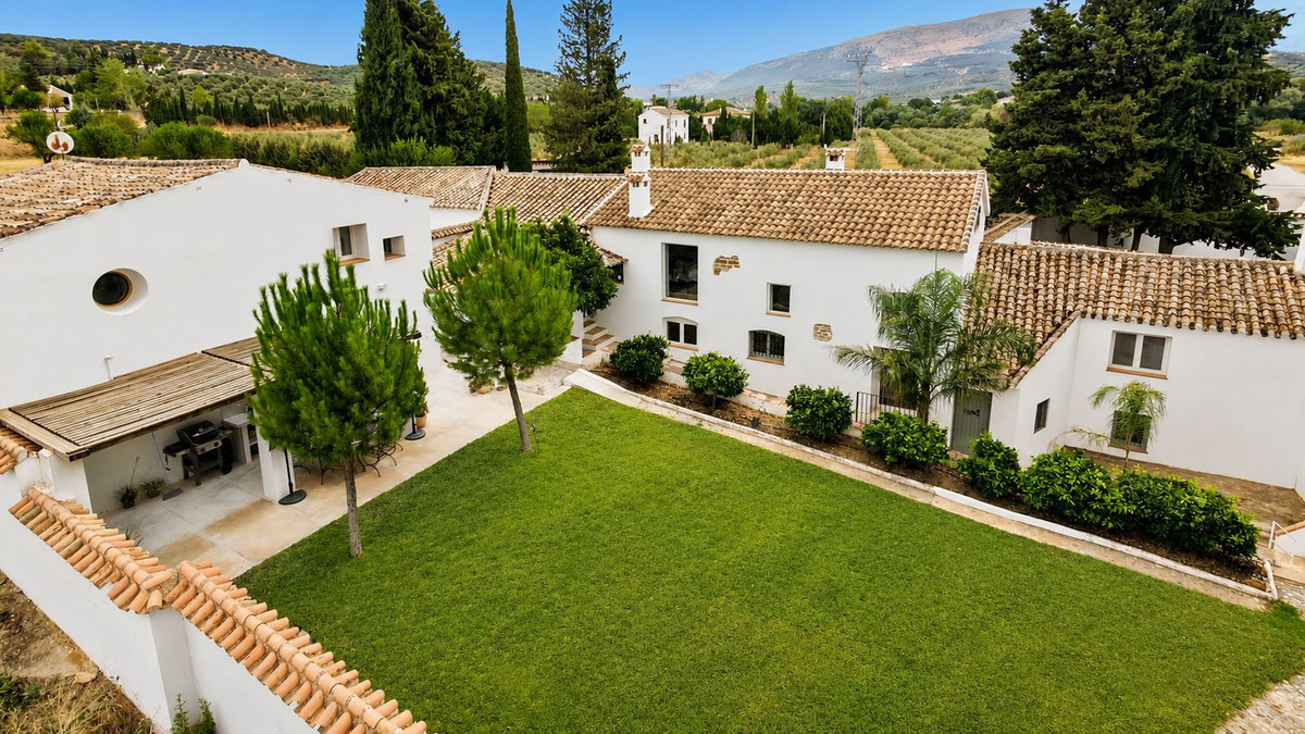 Huis te koop in Villanueva del Rosario | 5 slaapkamers H5461924