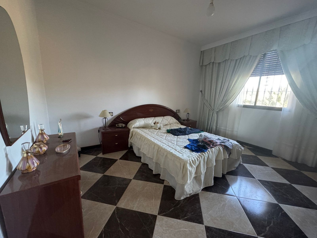 Vrijstaande Villa in Villanueva del Trabuco-15