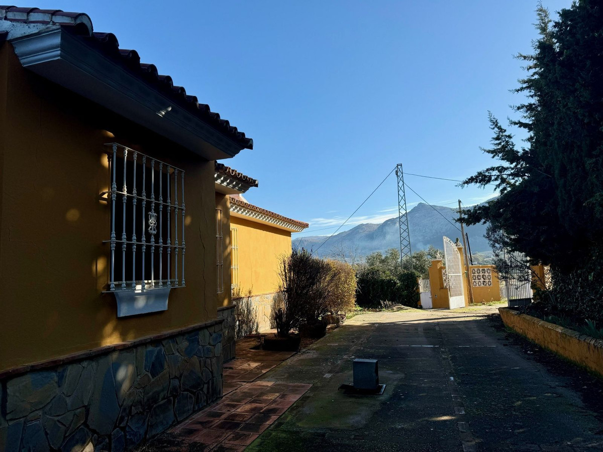 Vrijstaande Villa in Villanueva del Trabuco-3