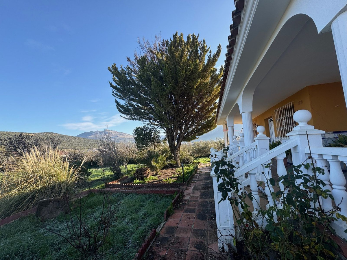 Vrijstaande Villa in Villanueva del Trabuco-9