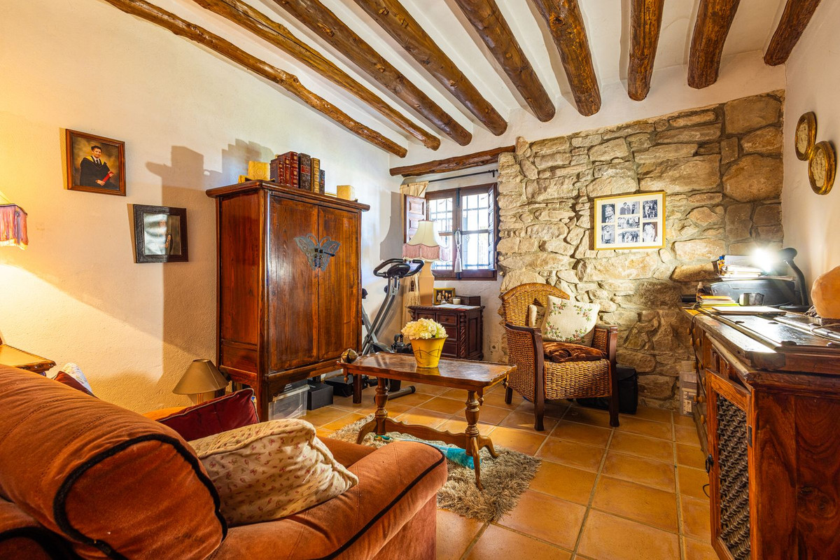 Property main view 33