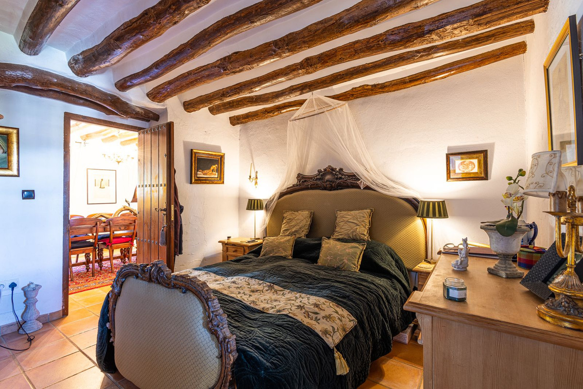 Property main view 34