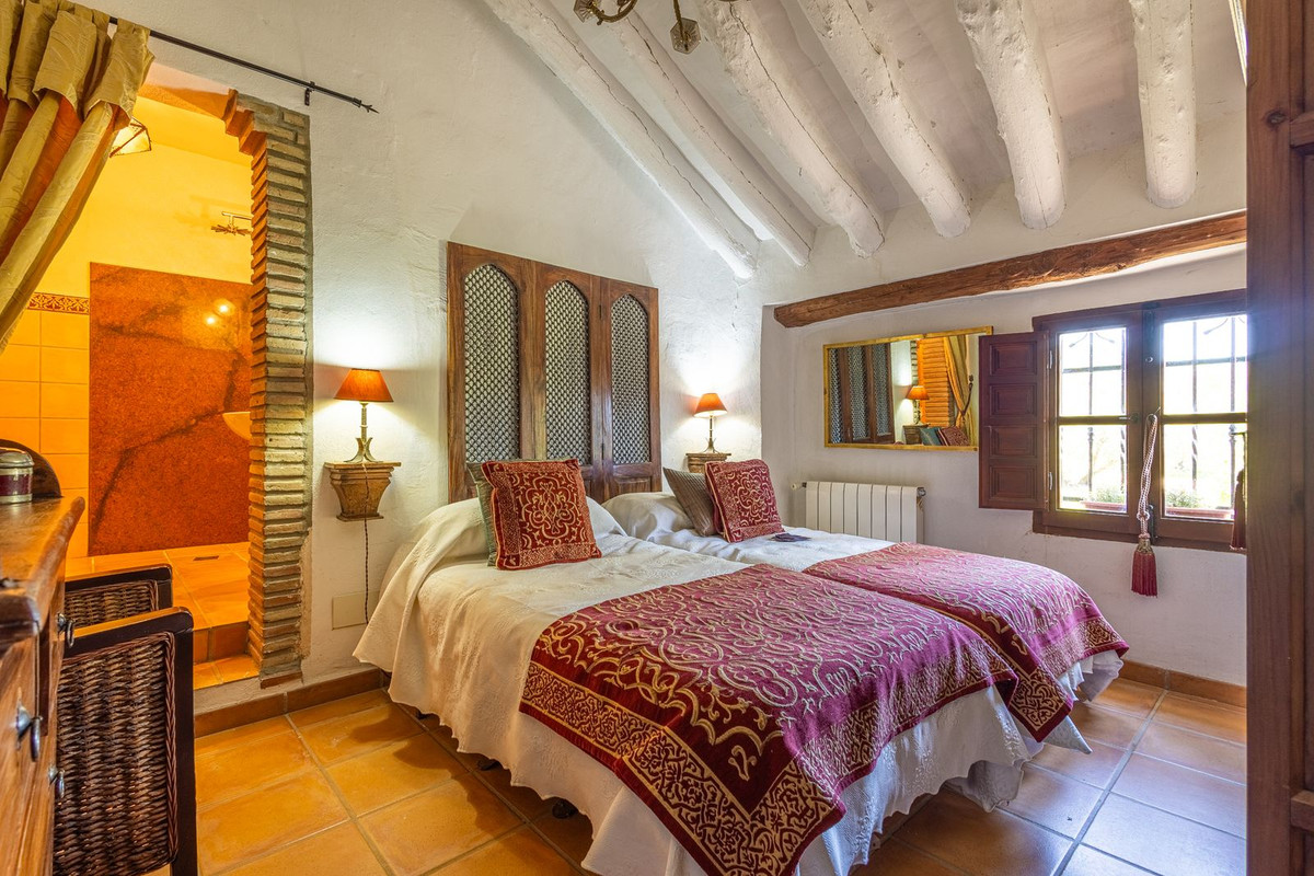 Property main view 44