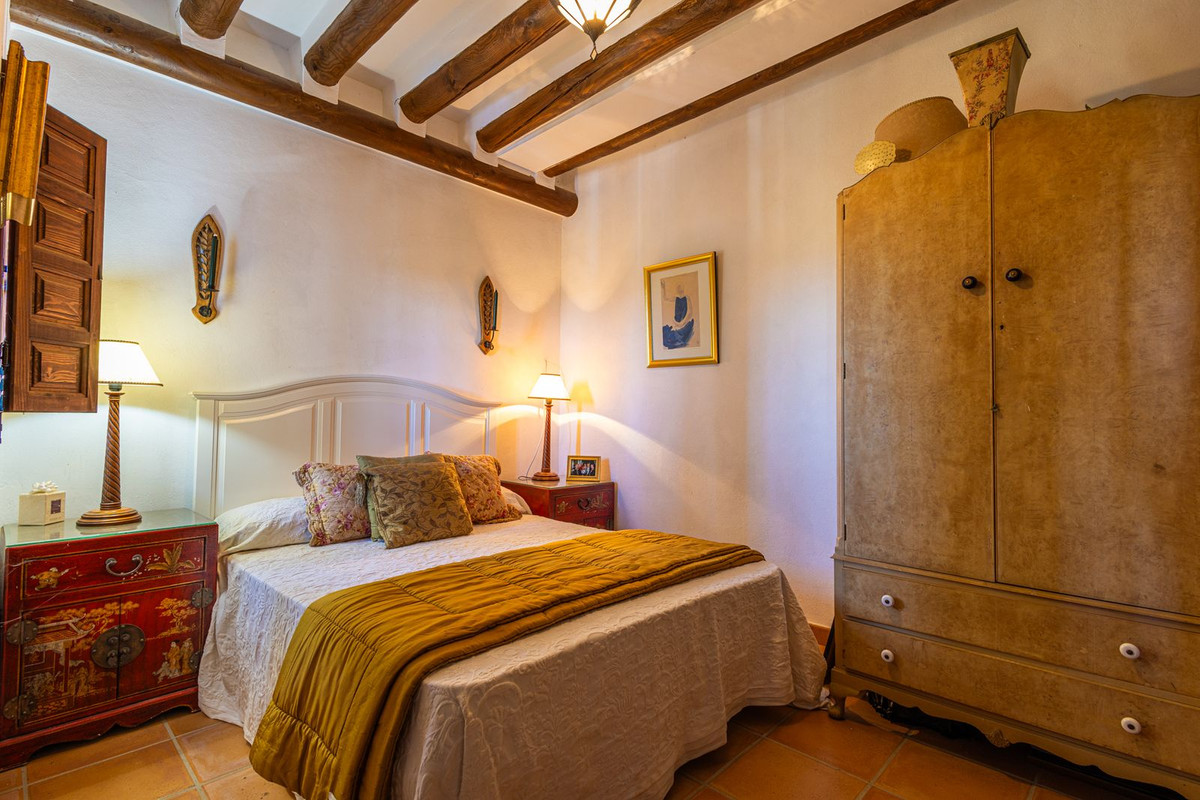 Property main view 63