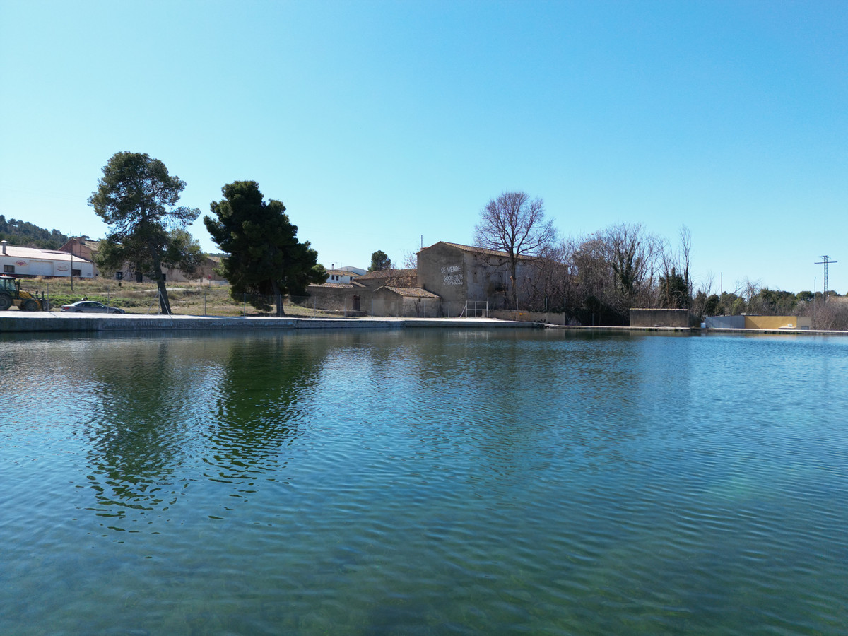 Finca - Cortijo te koop in Villena | 20 slaapkamers H4392457