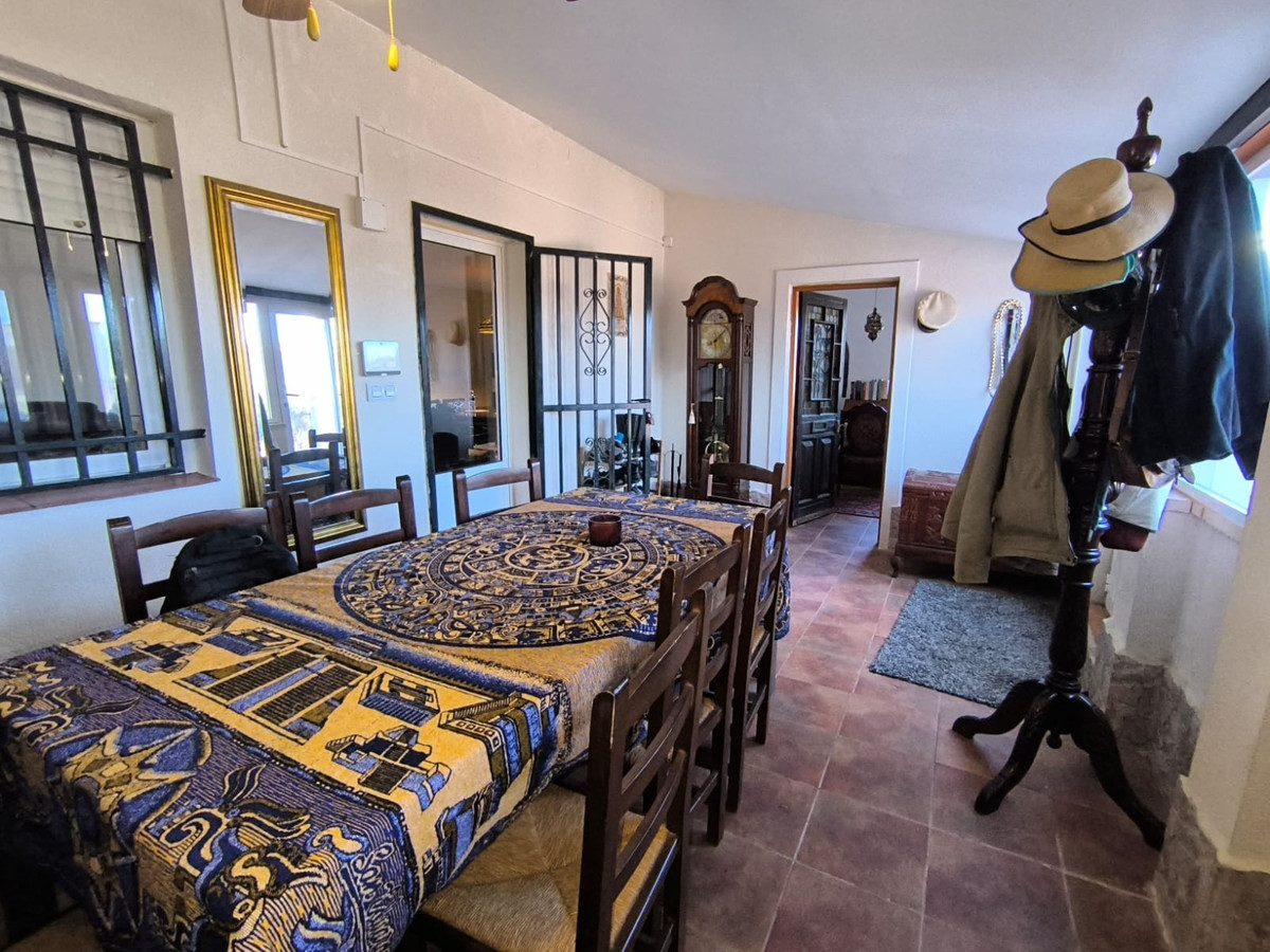 Huis te koop in Villena | 5 slaapkamers H5245870