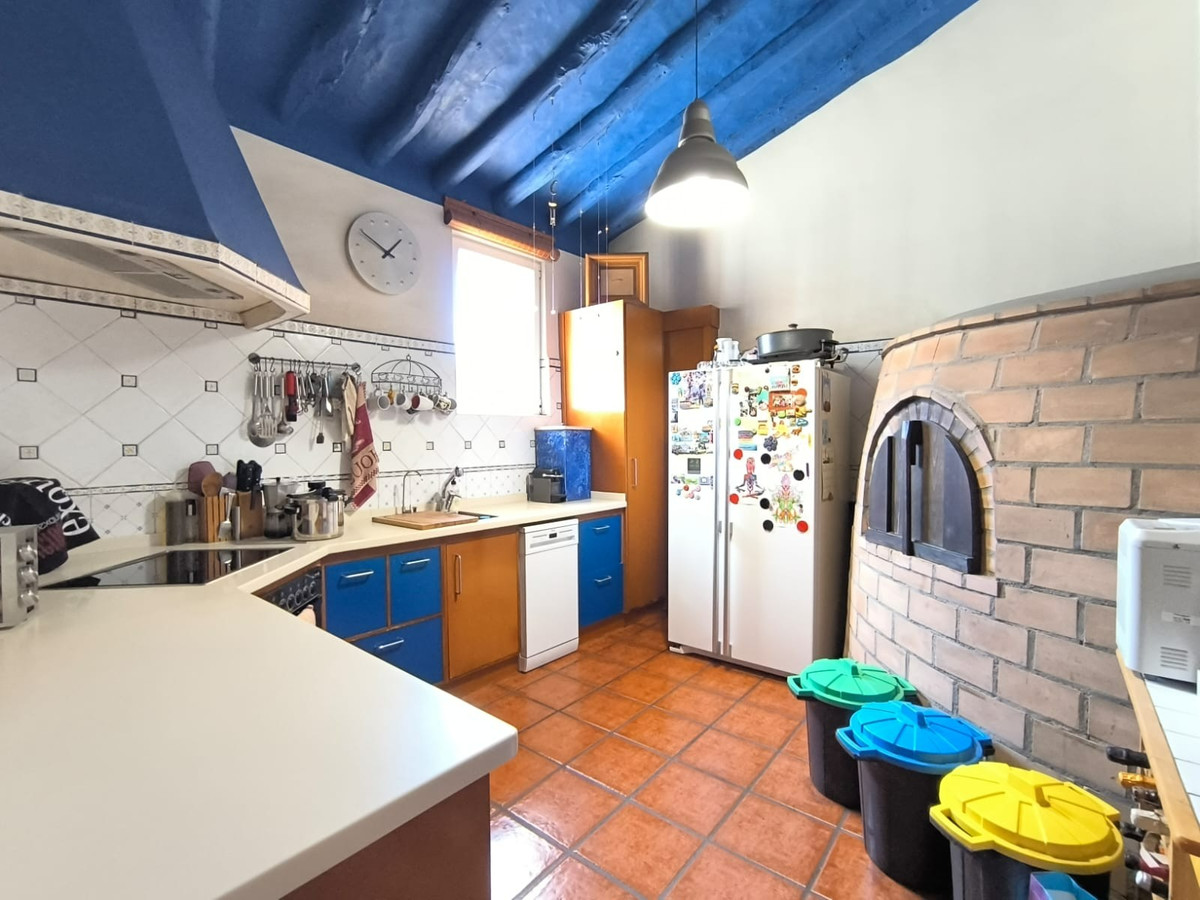 Finca - Cortijo te koop in Villena | 4 slaapkamers H5332756