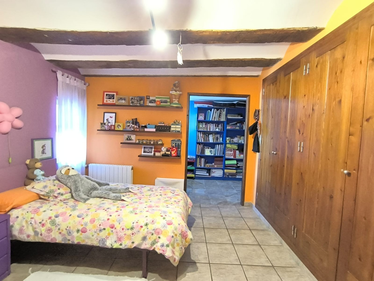 Finca - Cortijo te koop in Villena | 4 slaapkamers H5332756