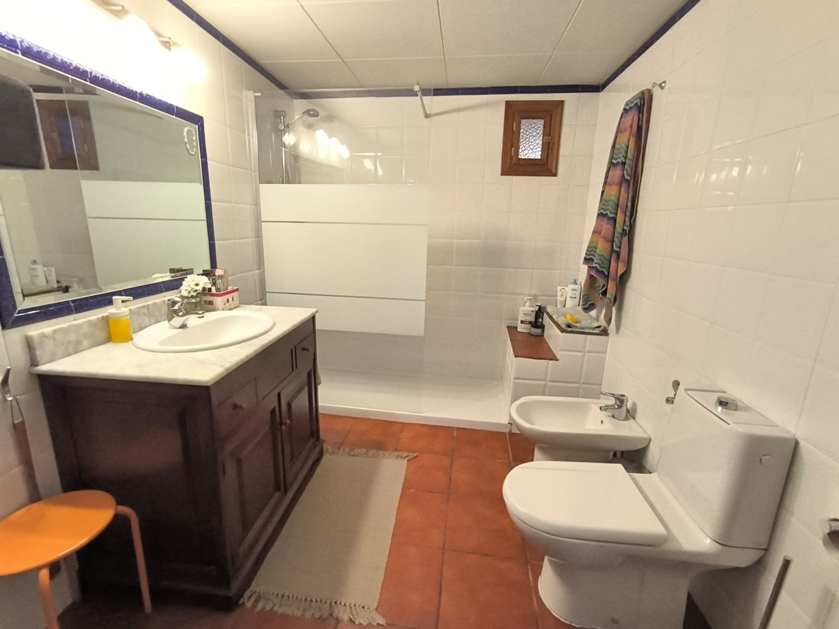 Finca - Cortijo te koop in Villena | 4 slaapkamers H5332756