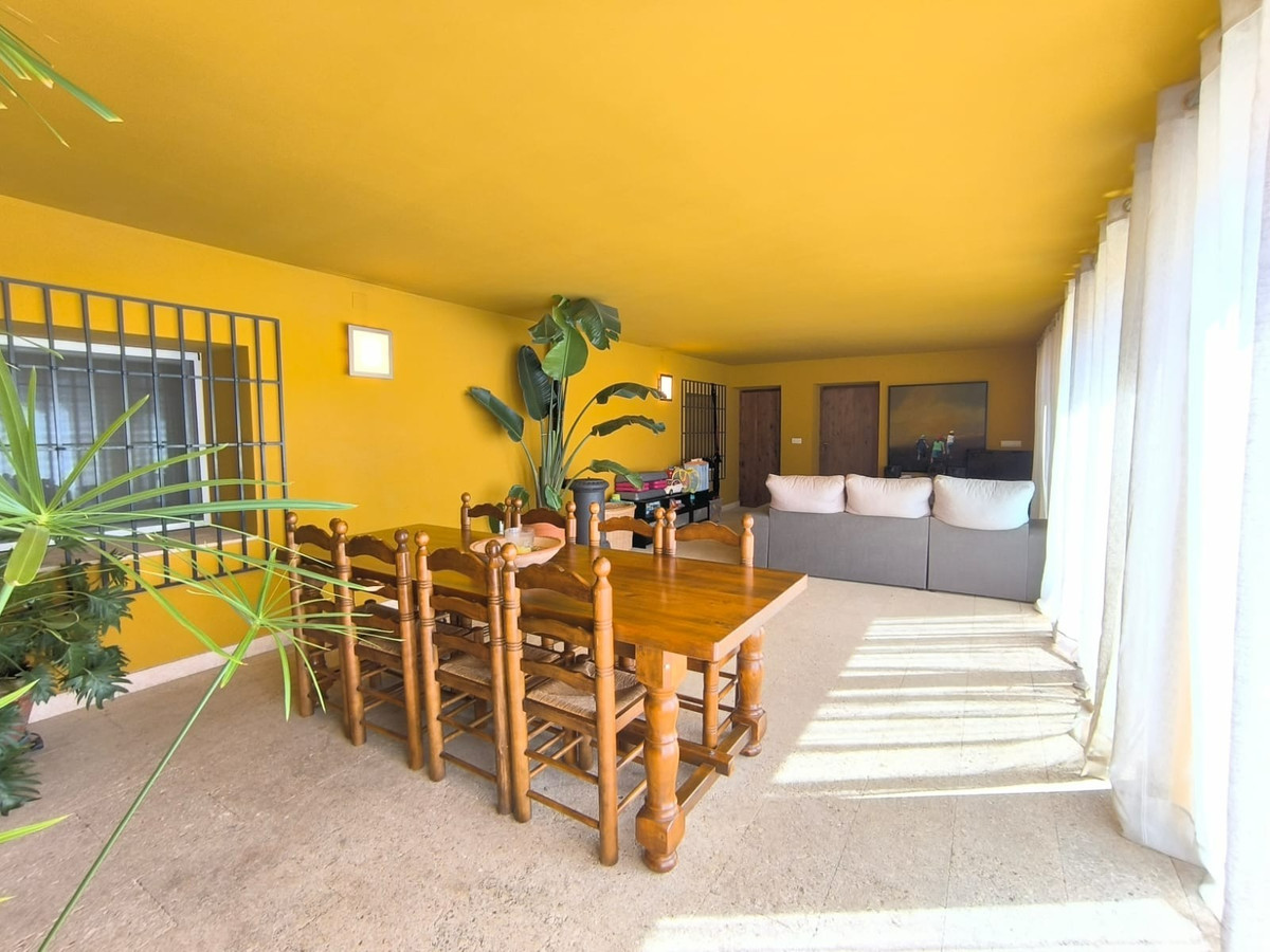 Finca - Cortijo te koop in Villena | 4 slaapkamers H5332756