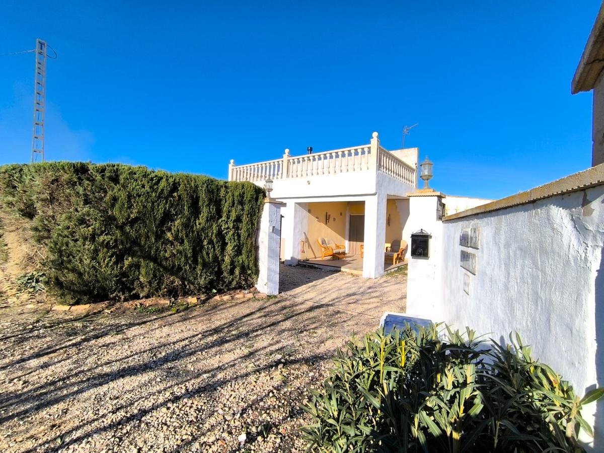 Huis te koop in Villena | 4 slaapkamers H5407726