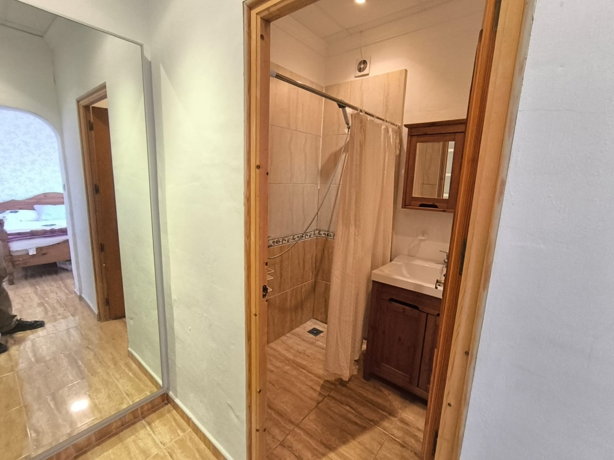 Huis te koop in Villena | 4 slaapkamers H5407726
