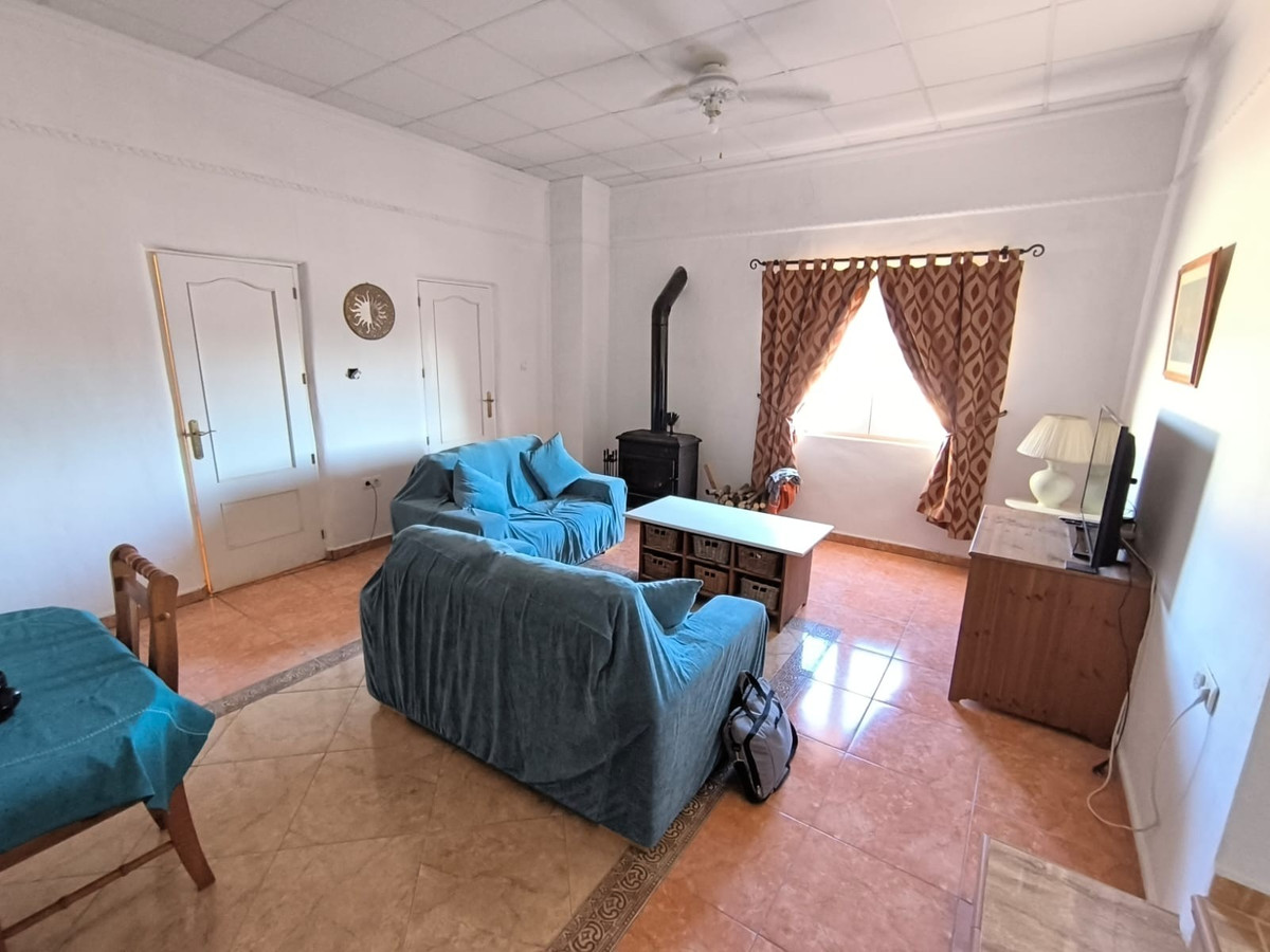Huis te koop in Villena | 4 slaapkamers H5407726