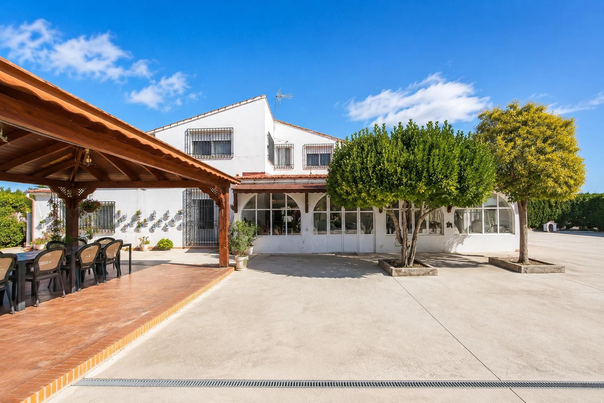 Huis te koop in Villena | 7 slaapkamers H5509219