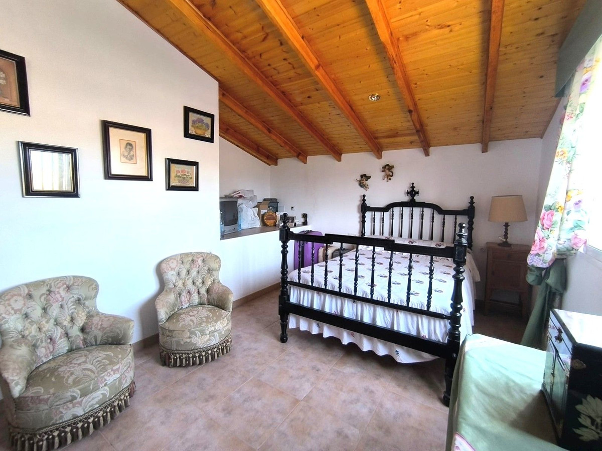 Huis te koop in Villena | 7 slaapkamers H5509219