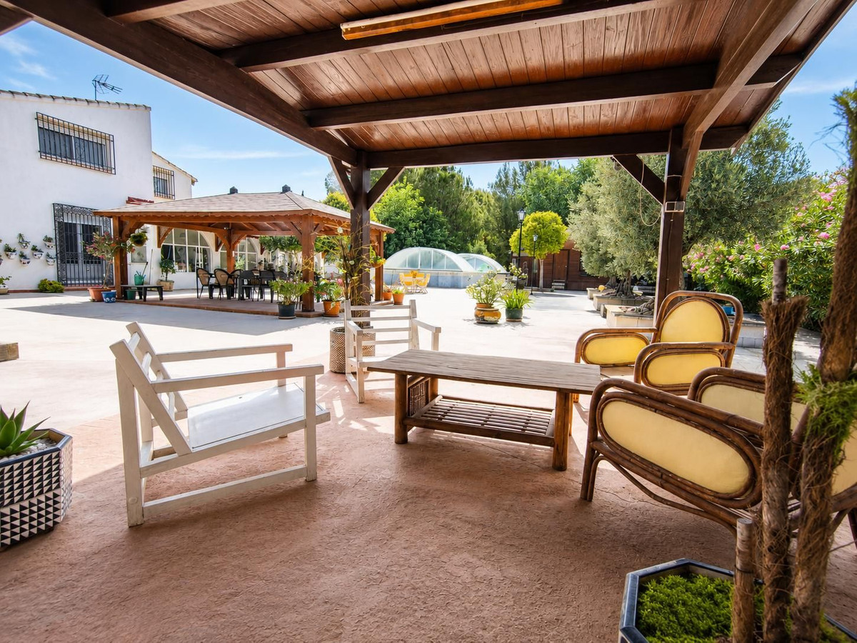 Huis te koop in Villena | 7 slaapkamers H5509219