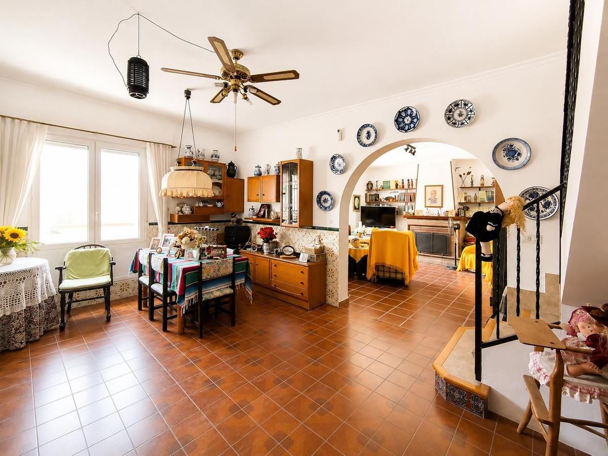Huis te koop in Villena | 7 slaapkamers H5509219