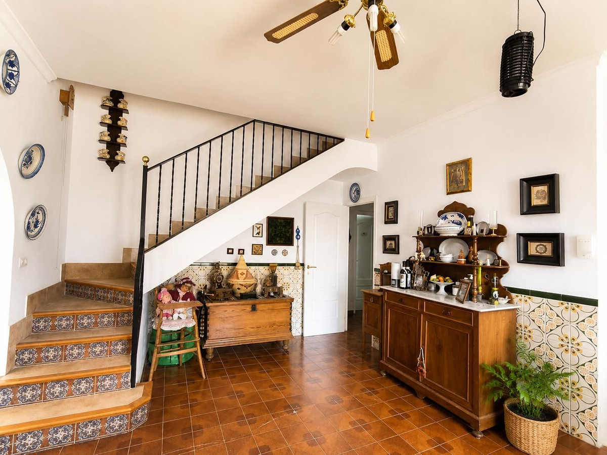 Huis te koop in Villena | 7 slaapkamers H5509219