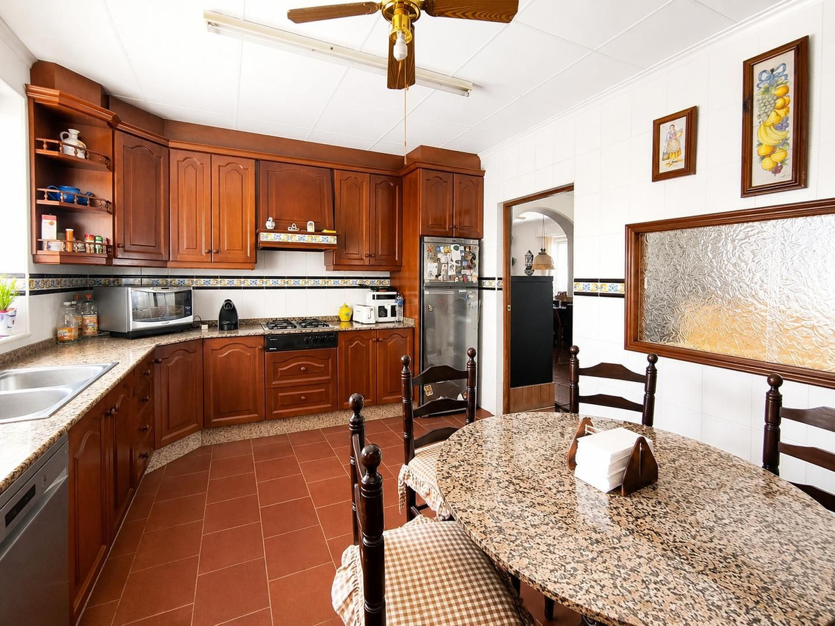 Huis te koop in Villena | 7 slaapkamers H5509219