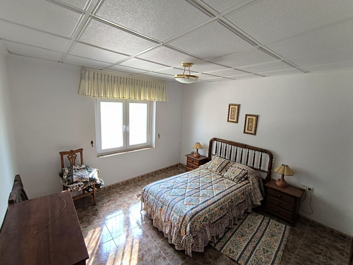 Finca - Cortijo te koop in Villena | 7 slaapkamers H5517145