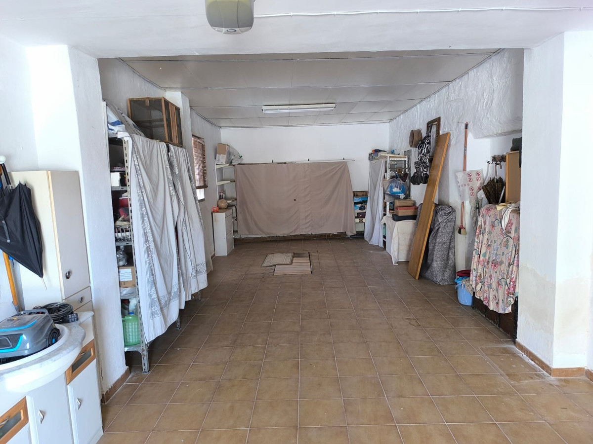 Finca - Cortijo te koop in Villena | 7 slaapkamers H5517145