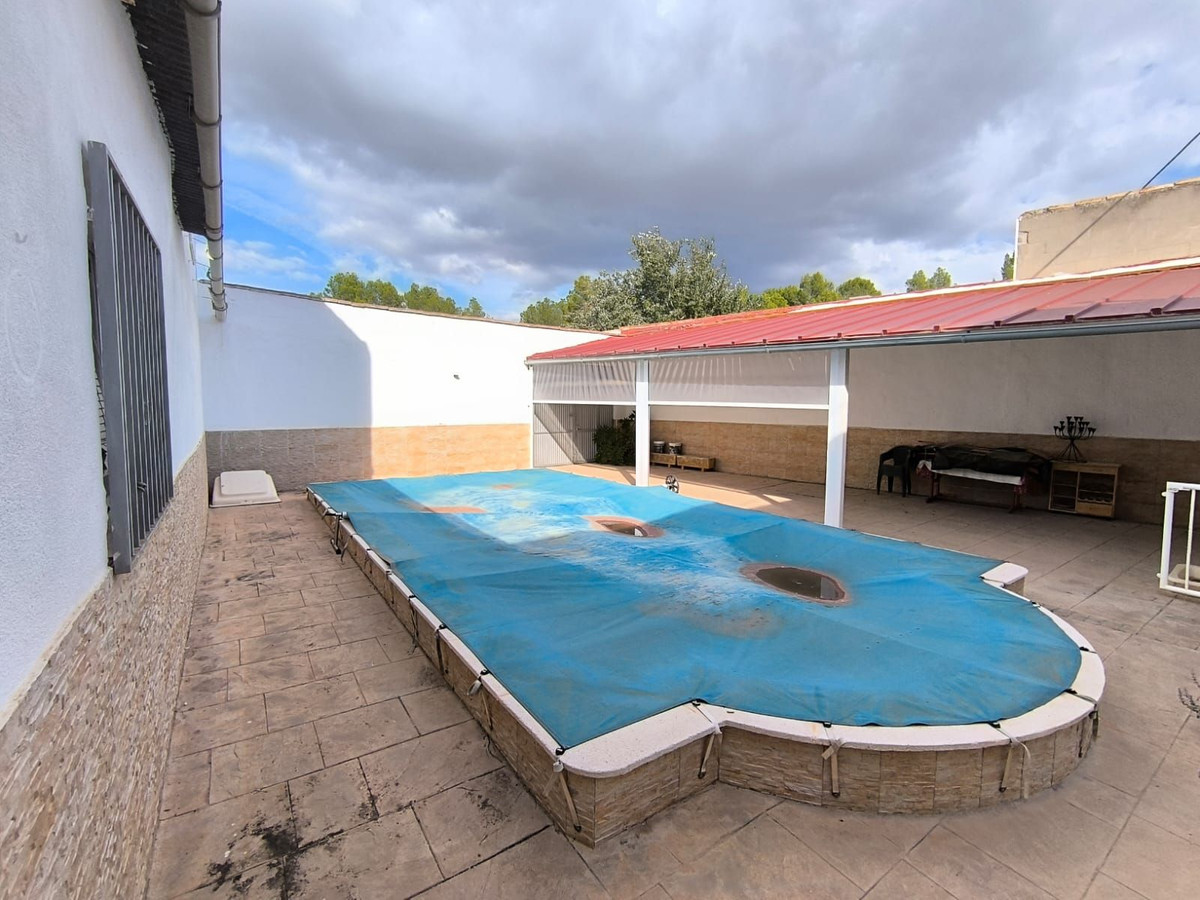 Finca - Cortijo te koop in Villena | 7 slaapkamers H5517145