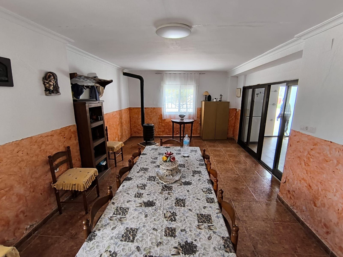 Finca - Cortijo te koop in Villena | 7 slaapkamers H5517145