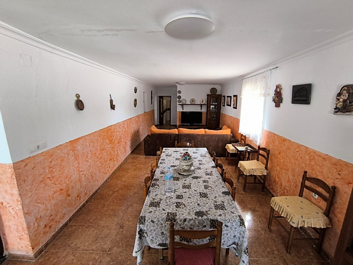 Finca - Cortijo te koop in Villena | 7 slaapkamers H5517145