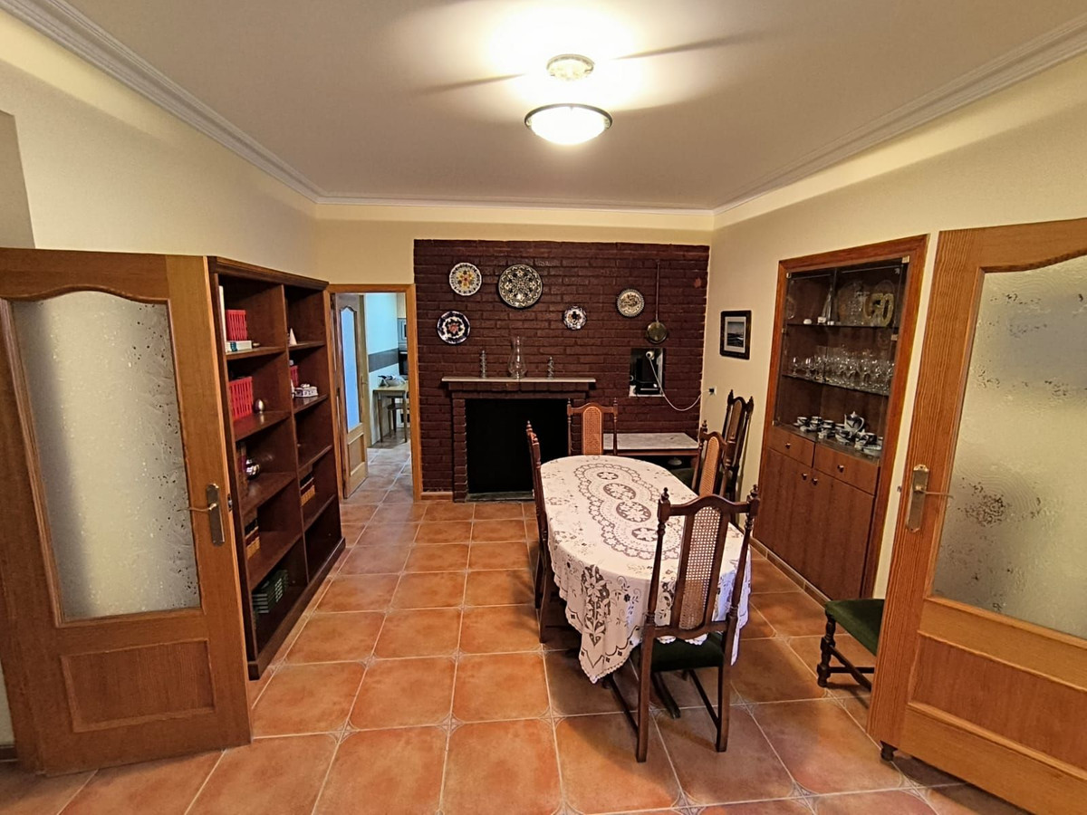 Finca - Cortijo te koop in Villena | 7 slaapkamers H5517145