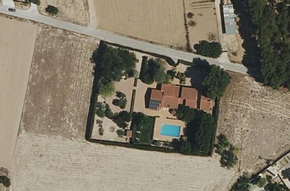 Huis te koop in Villena | 5 slaapkamers H5528785