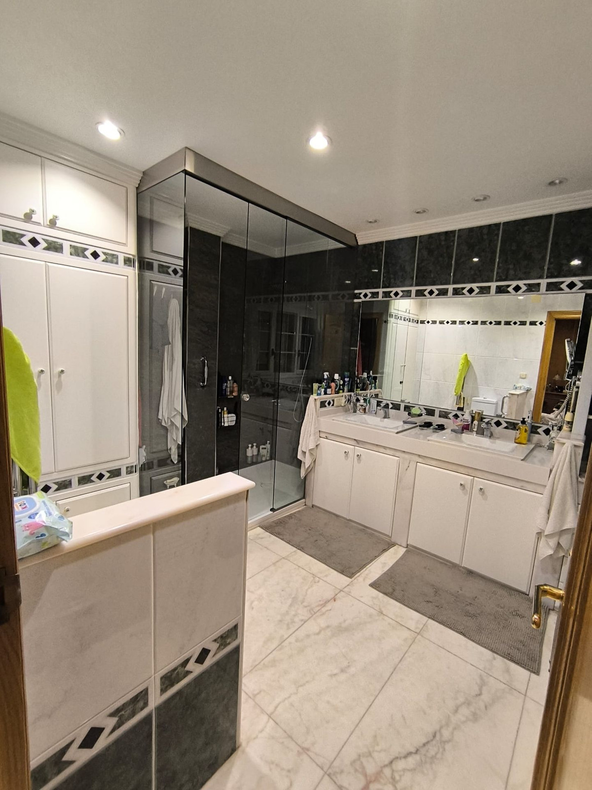 Huis te koop in Villena | 5 slaapkamers H5528785