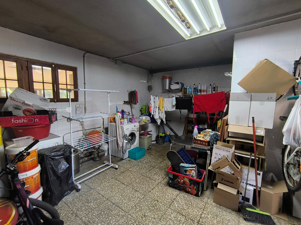 Huis te koop in Villena | 5 slaapkamers H5528785