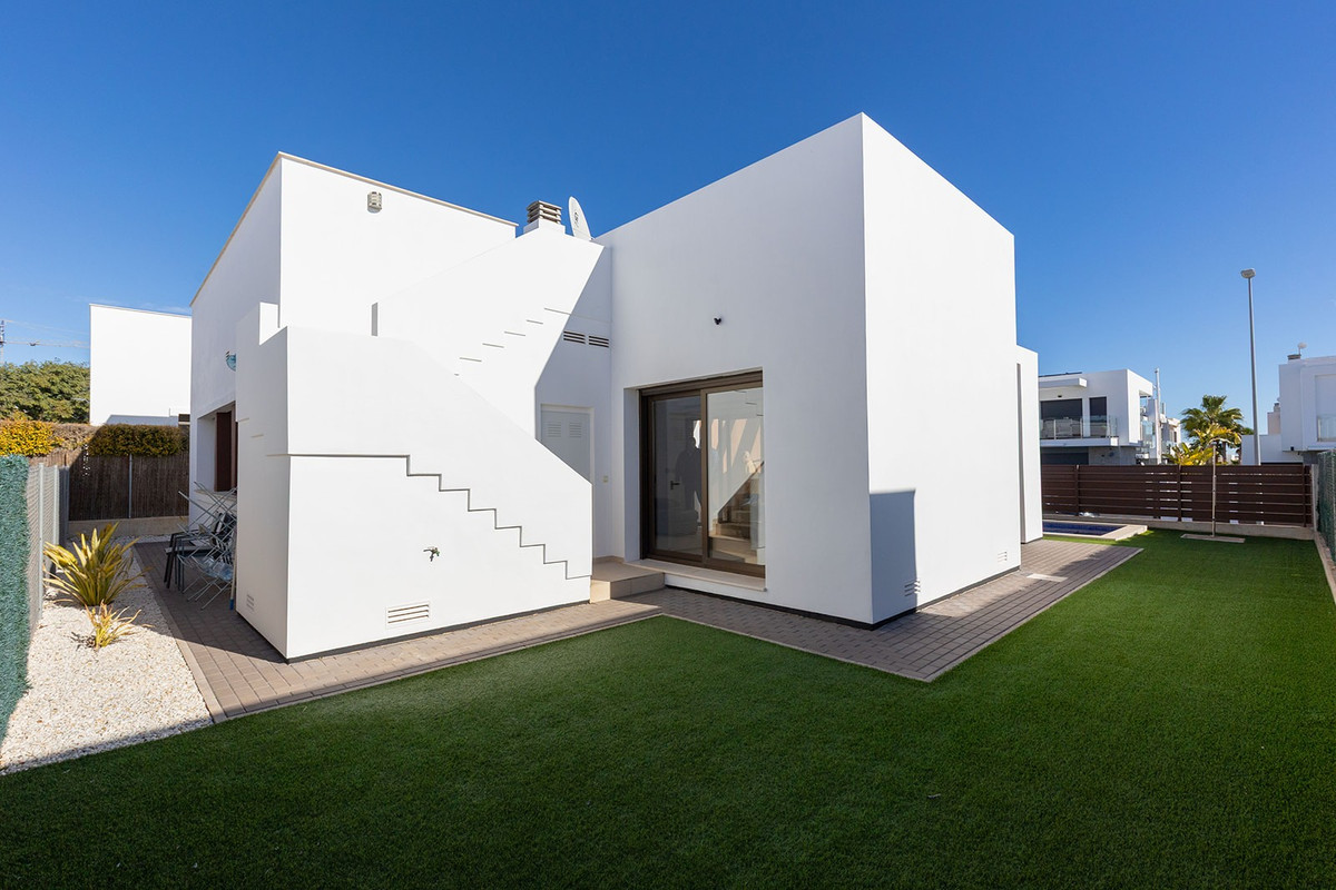 Huis te koop in Vista Bella Golf | 3 slaapkamers H5297743