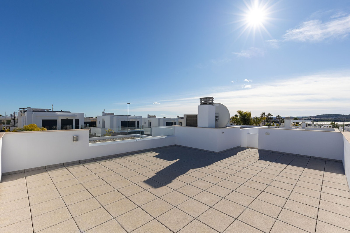 Huis te koop in Vista Bella Golf | 3 slaapkamers H5297743