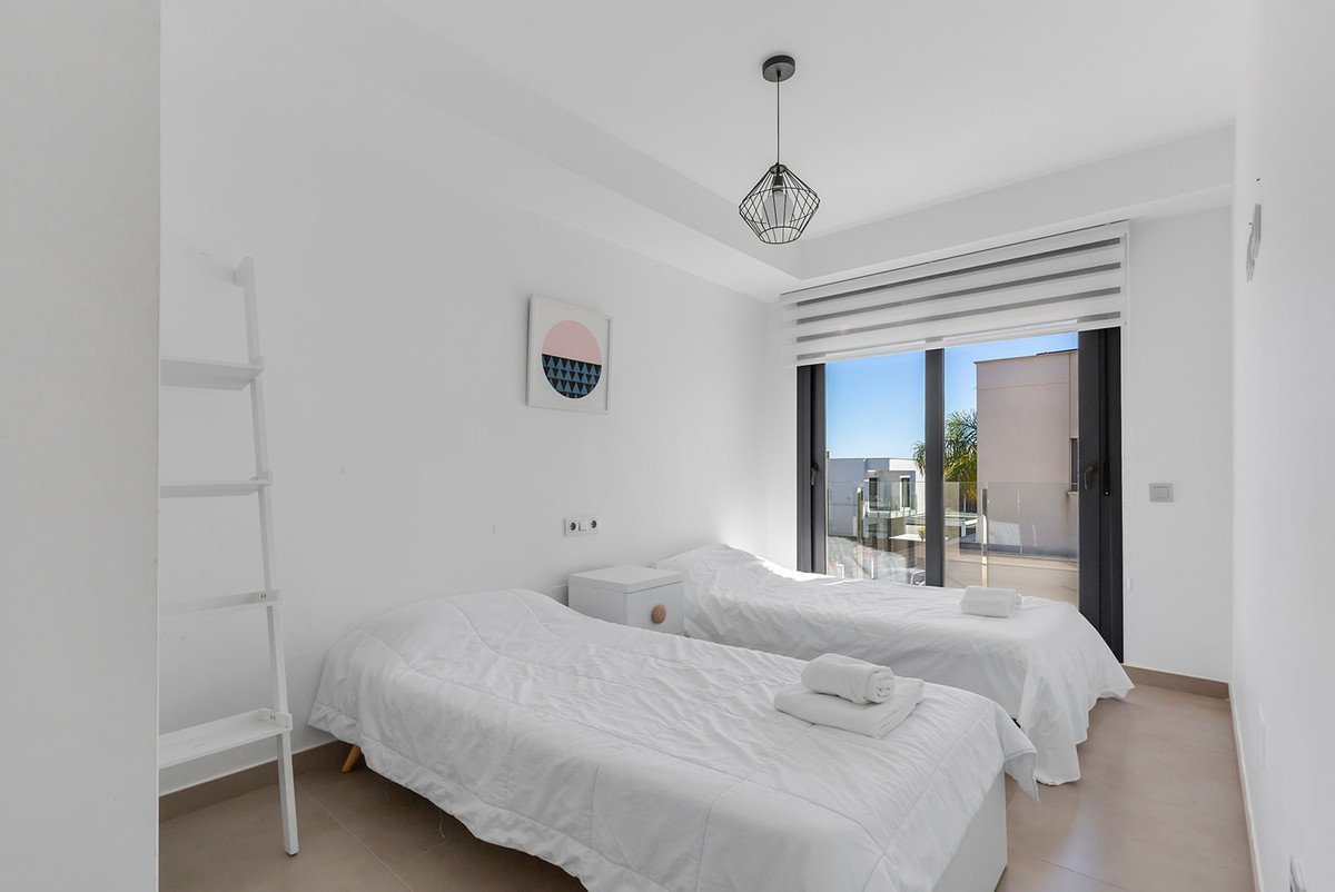 Huis te koop in Vista Bella Golf | 3 slaapkamers H5311042