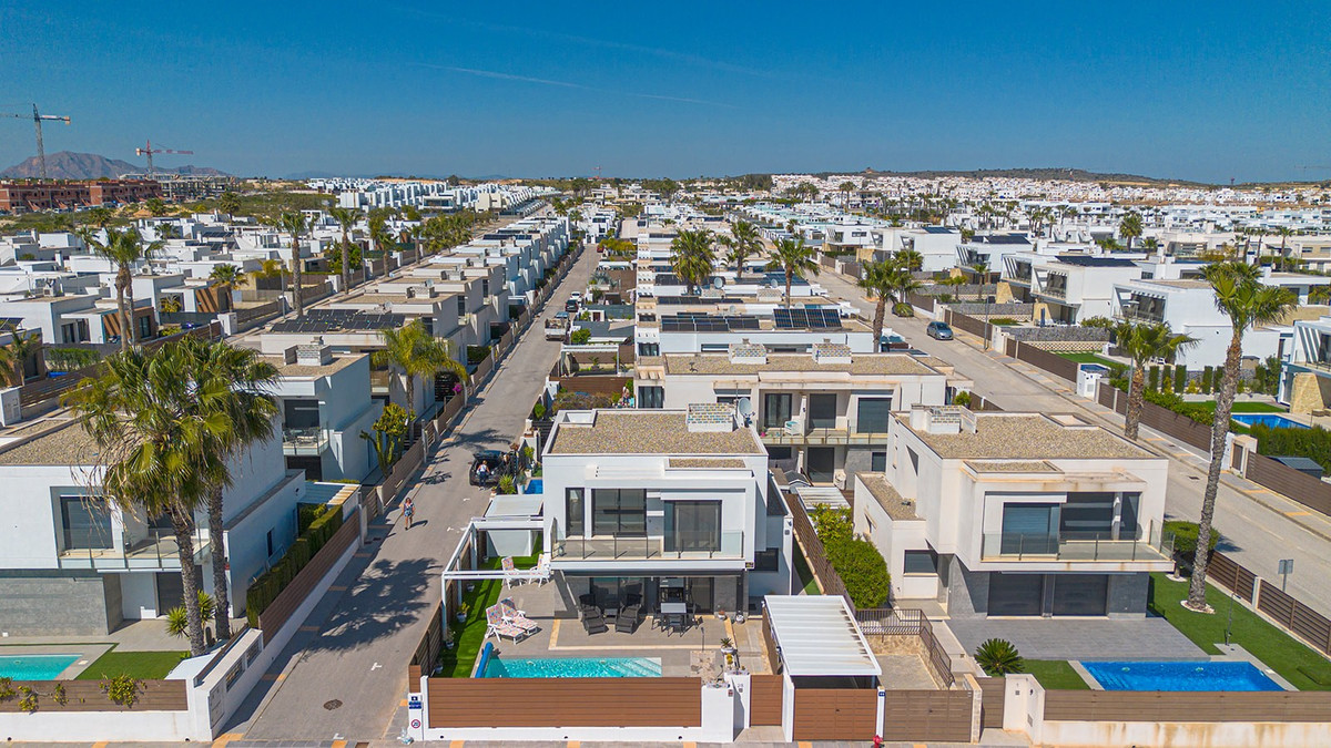 Property main view 48