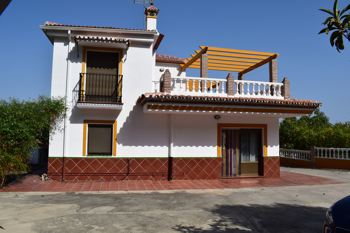 Huis te koop in Vélez-Málaga | 4 slaapkamers H3467848