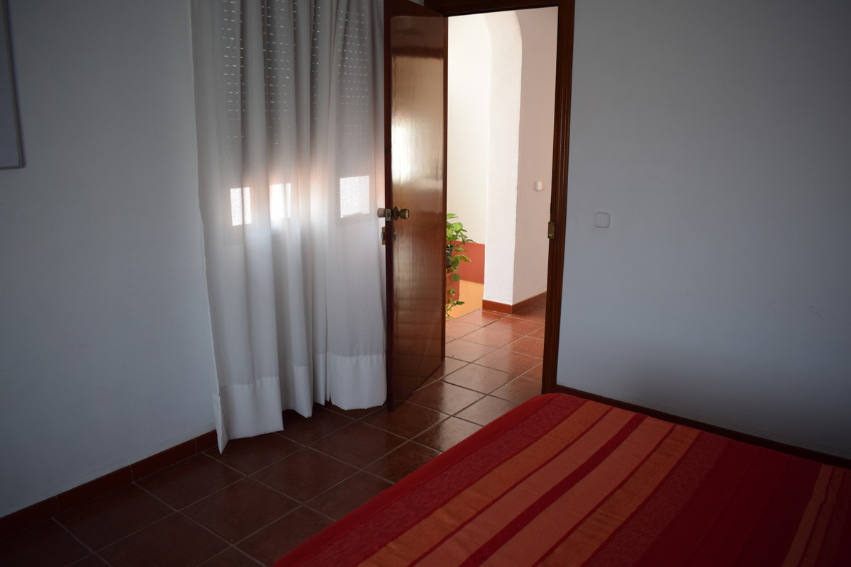 Huis te koop in Vélez-Málaga | 4 slaapkamers H3467848
