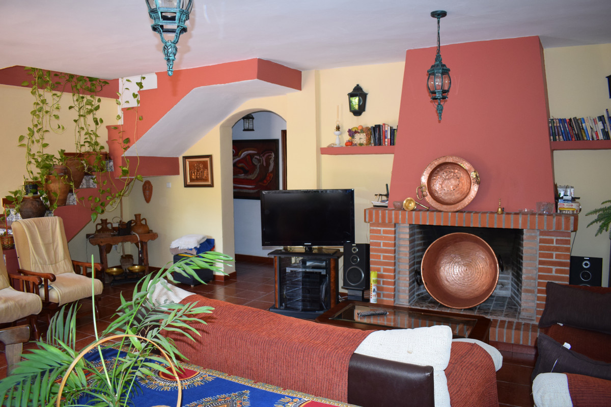 Huis te koop in Vélez-Málaga | 4 slaapkamers H3467848